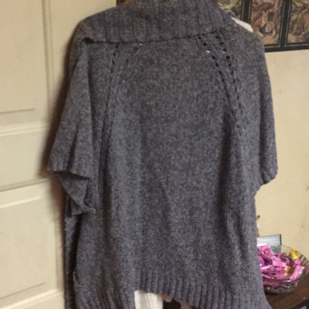 Sweater - Picture 3 of 4